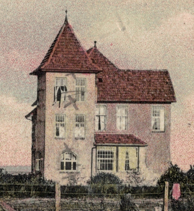 Ansicht um 1905 vom &bdquo;Haus des Gastes&ldquo; von der Insel (Westen) her auf einer alten Postkarte (koloriert).
